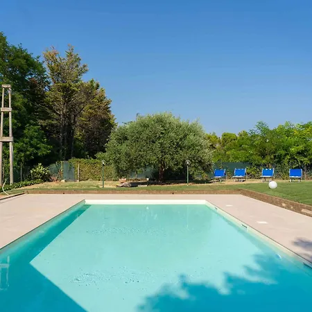 Taparita, Natura Piscina E Relax Πέζαρο