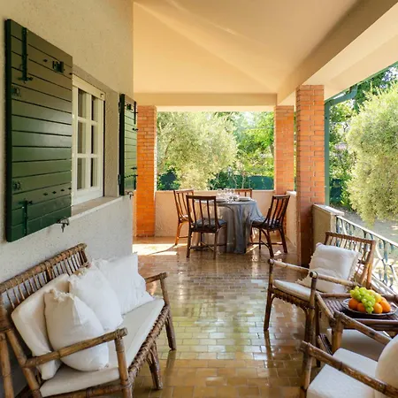 Taparita, Natura Piscina E Relax Villa *